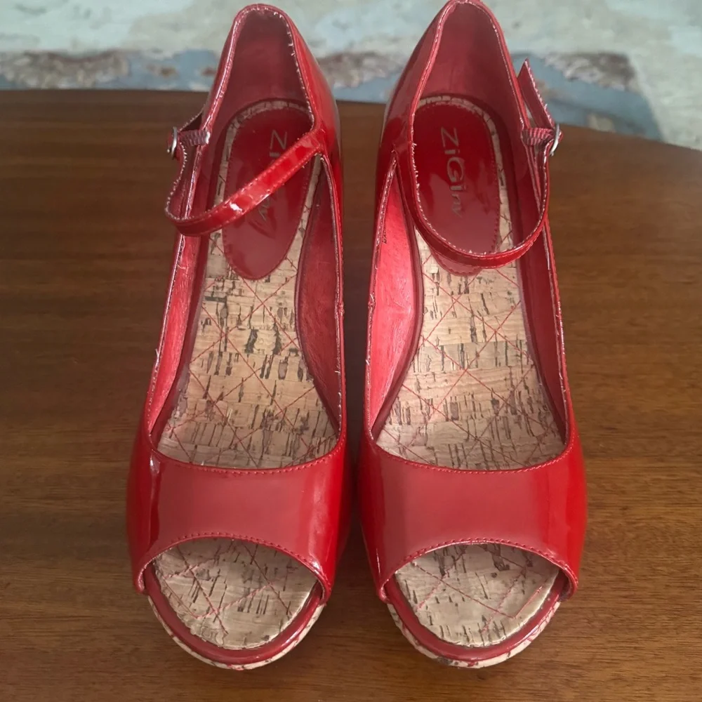 Ziginy Camille II Red Patent Leather Cork Wedge Mary Jane Peep Toe Sandals 9